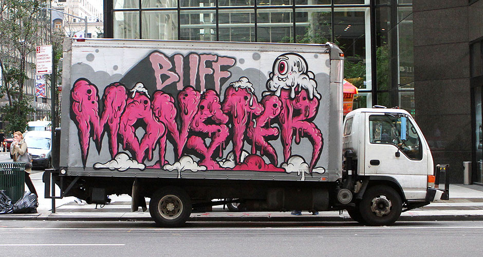 Buff-Monster-Truck BLACK Artist Edition Buff Monster