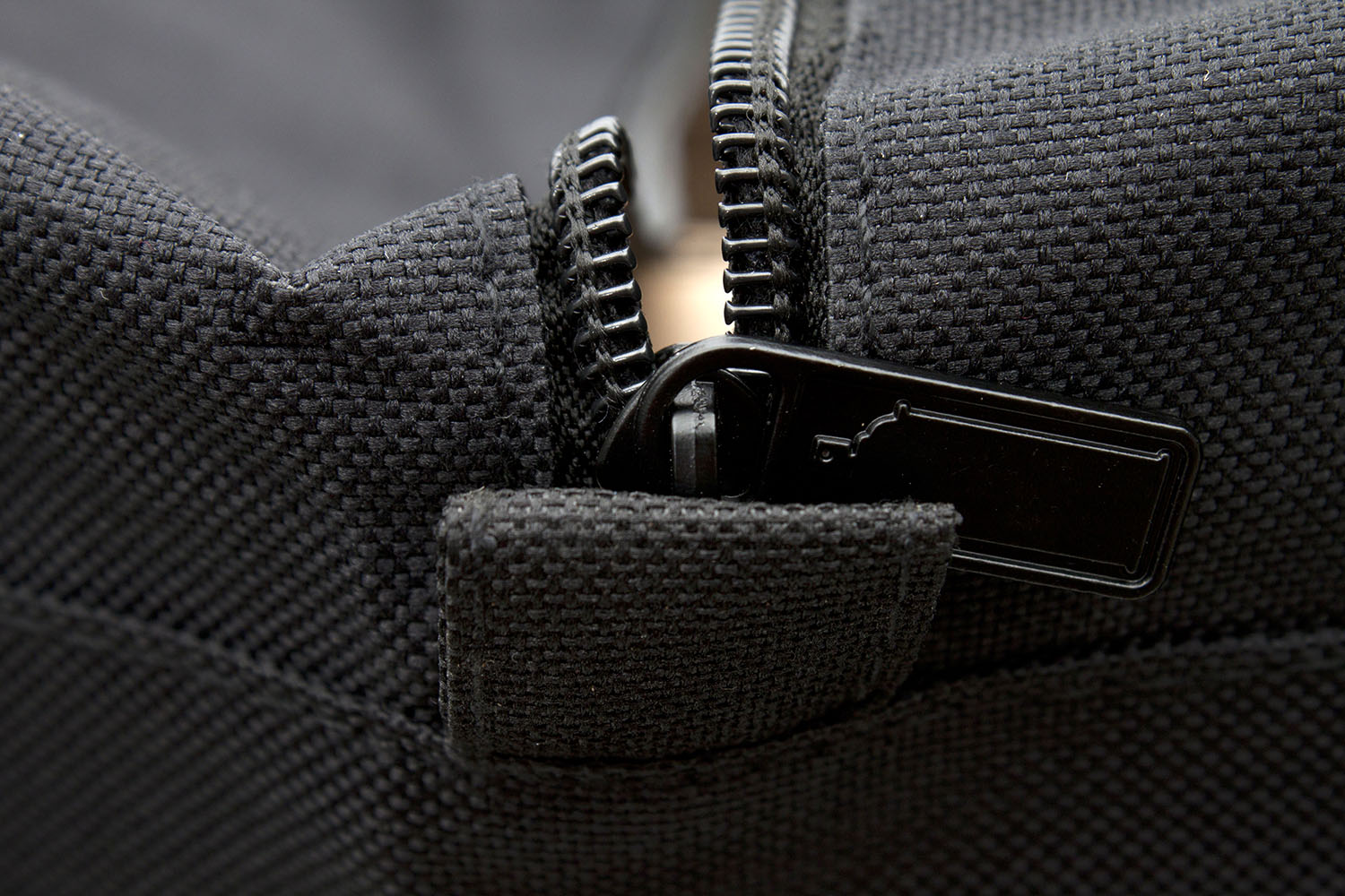 MO-CAN_BAG_MG_7036 Montana Nylon Can Bag