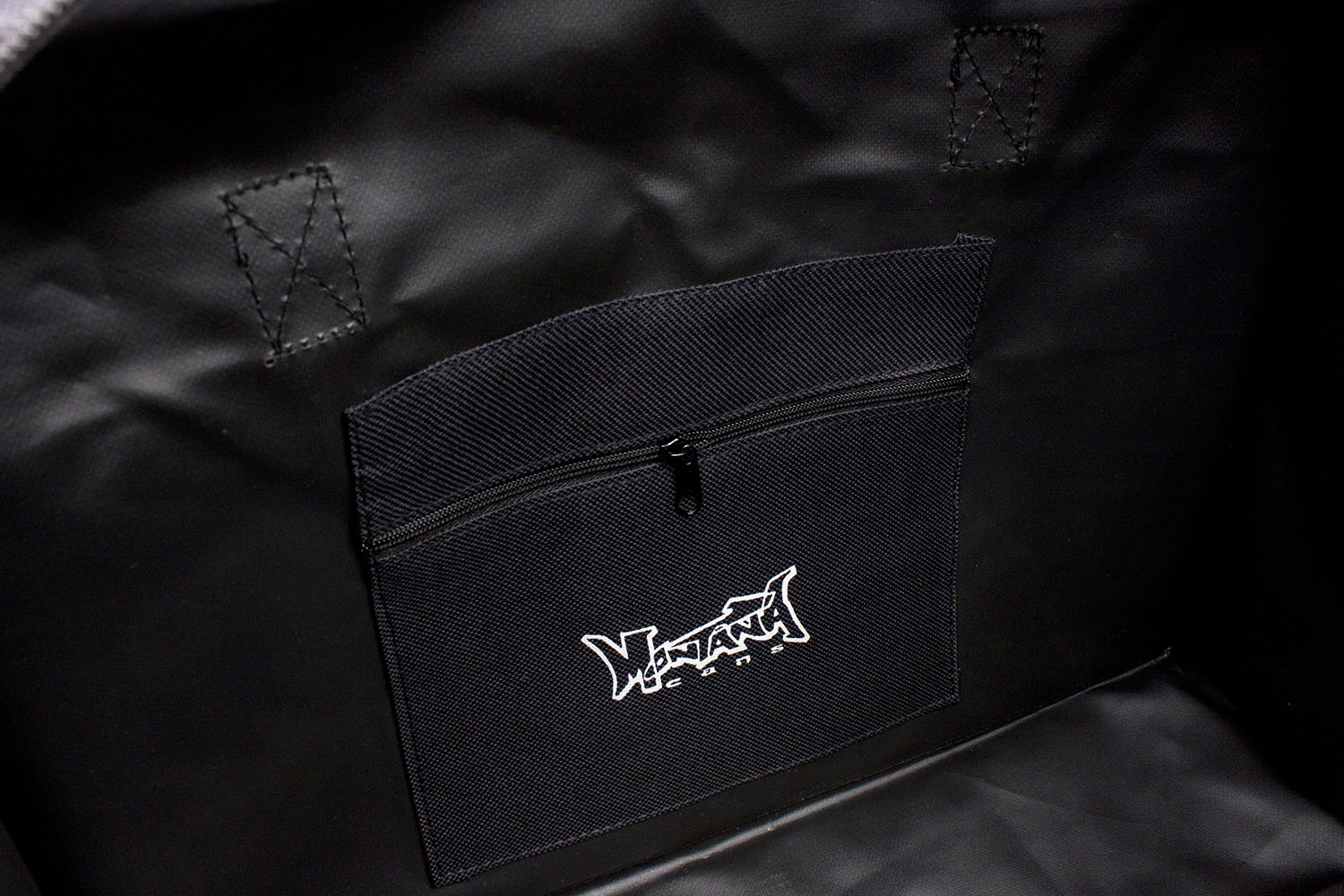 MO-CAN_BAG_MG_7047 Montana Nylon Can Bag