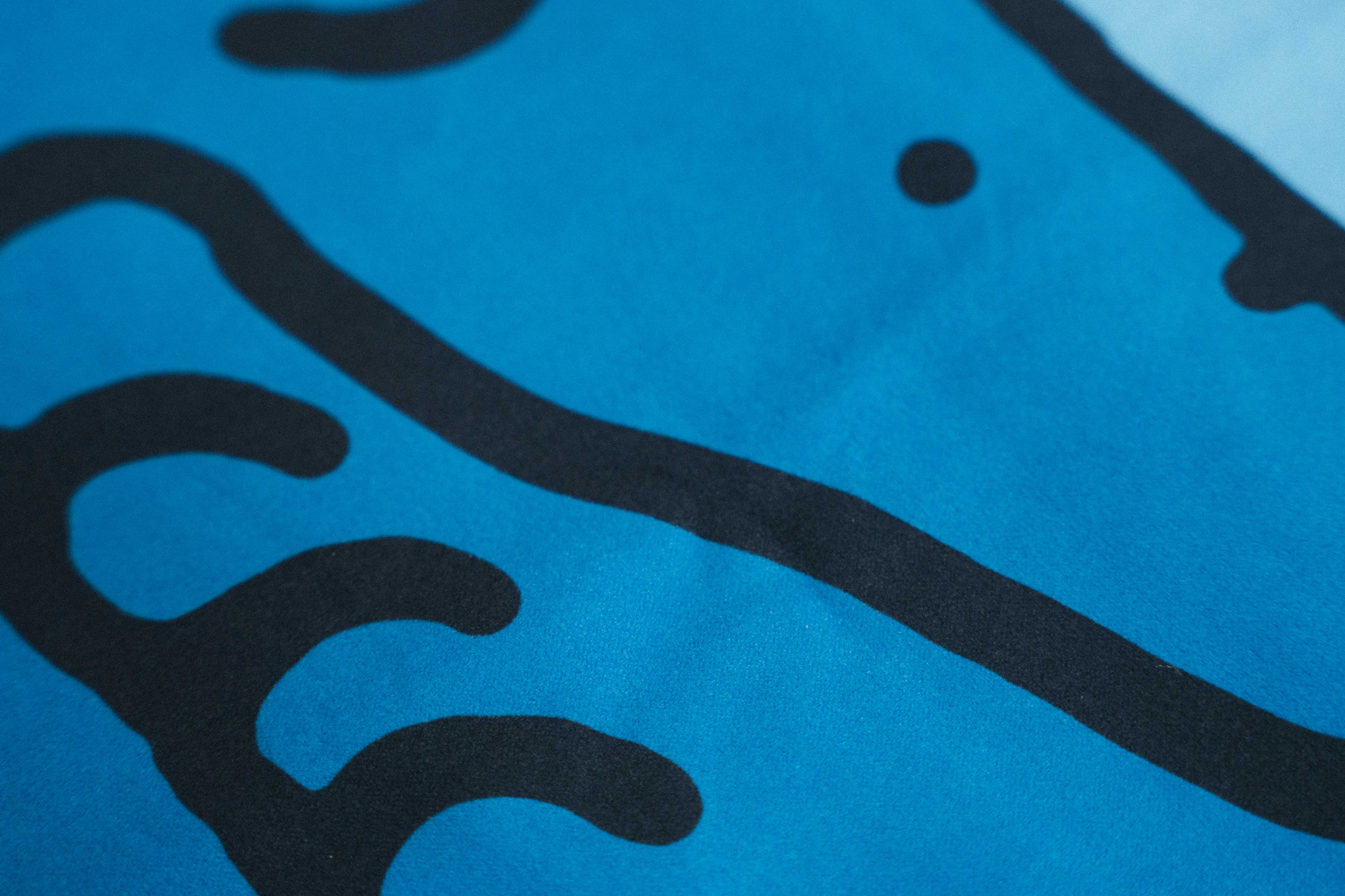 Montana Packable Microfibre Beach Towel – Spray Foot Montana Packable Microfibre Beach Towel – Spray Foot