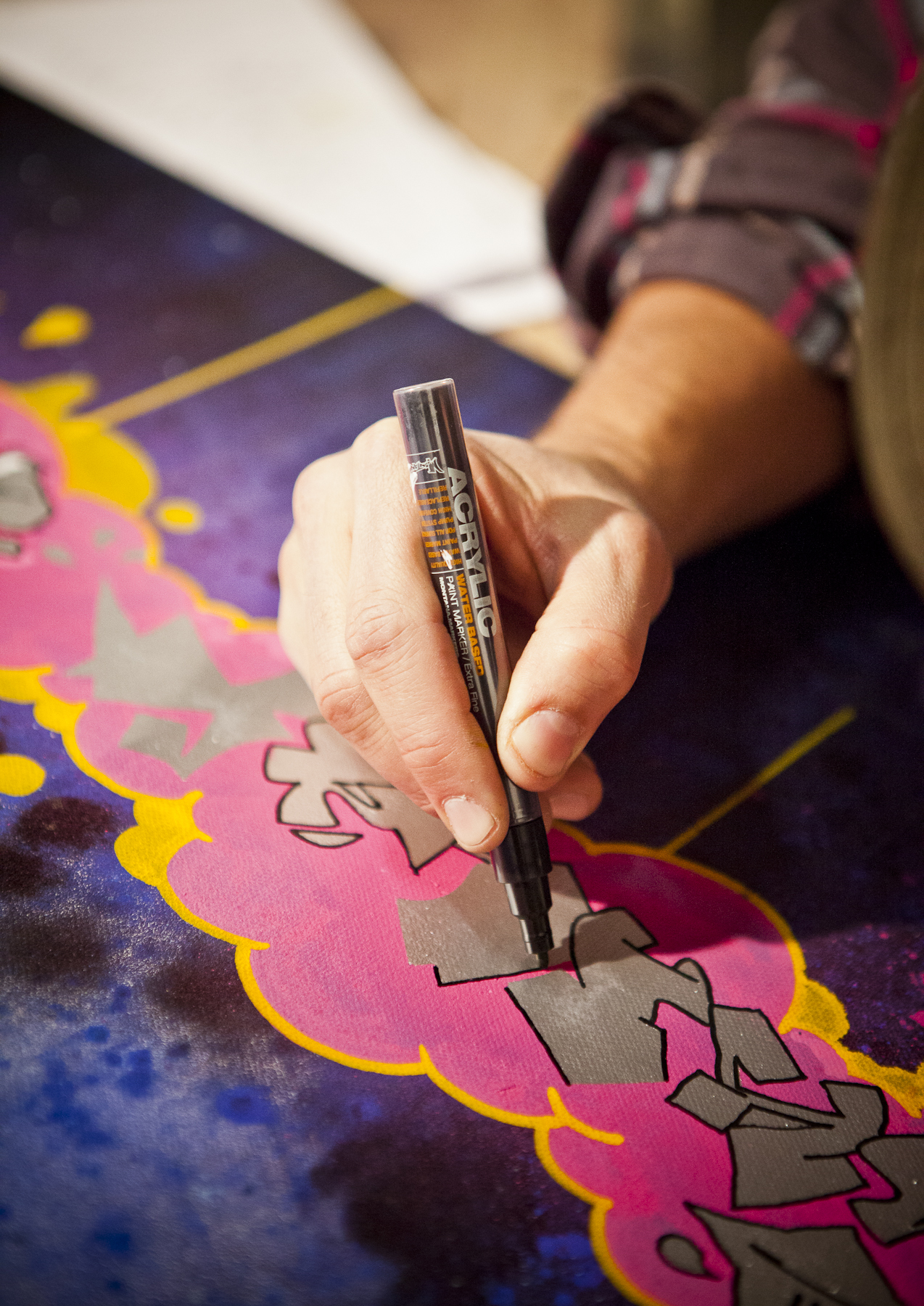 Montana_ACRYLIC_Canvas_image_05 Montana ACRYLIC Marker 0.7mm Extra Fine