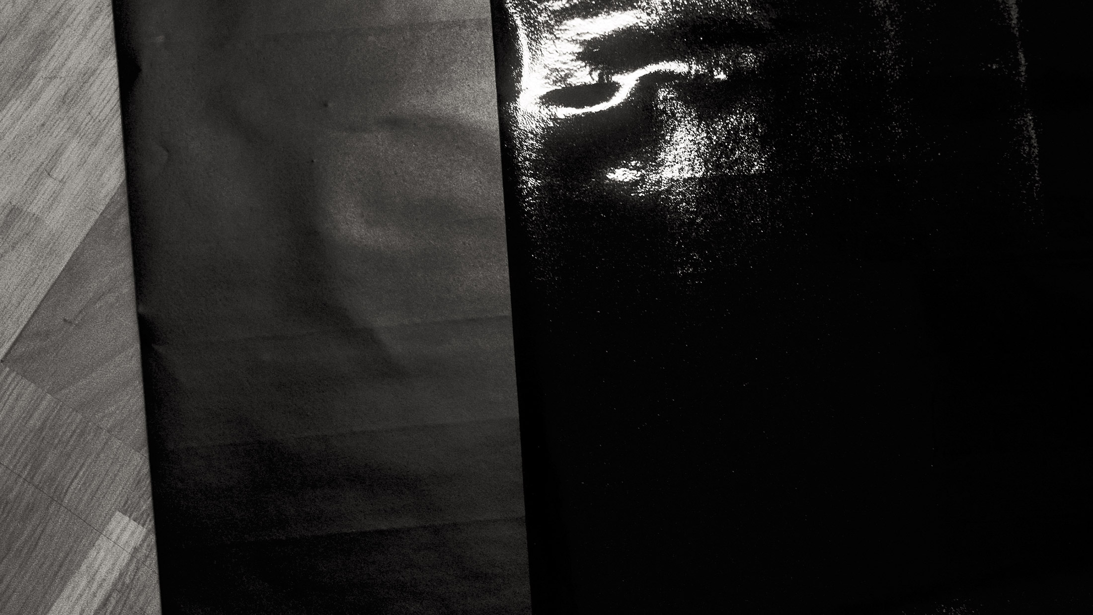 Montana BLACK - BLK 9090 Black Glossy Montana BLACK - BLK 9090 Black Glossy