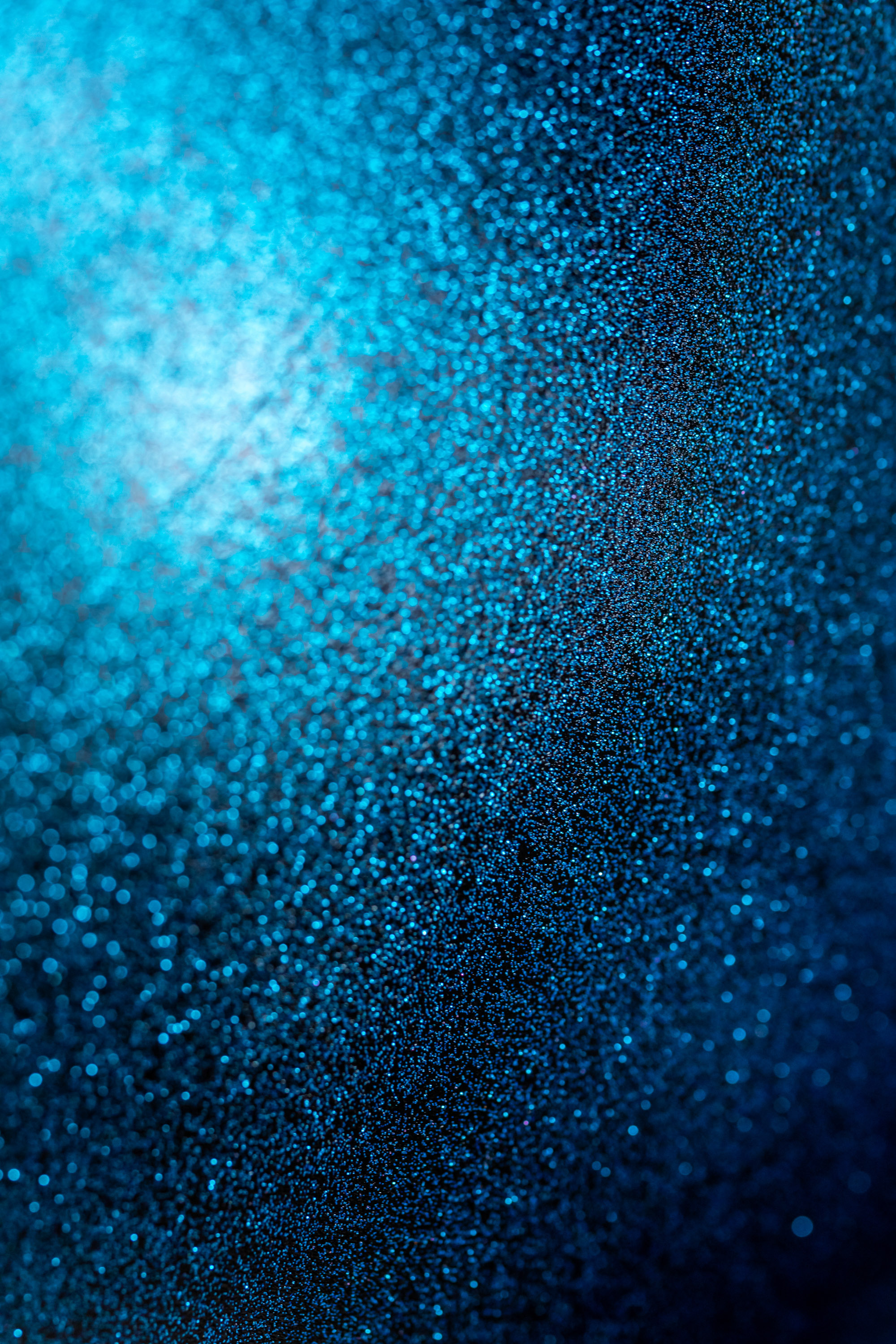 allspraypainted-montanacans-colorful-glitter-effect-vases-27 Montana GLITTER 400ml