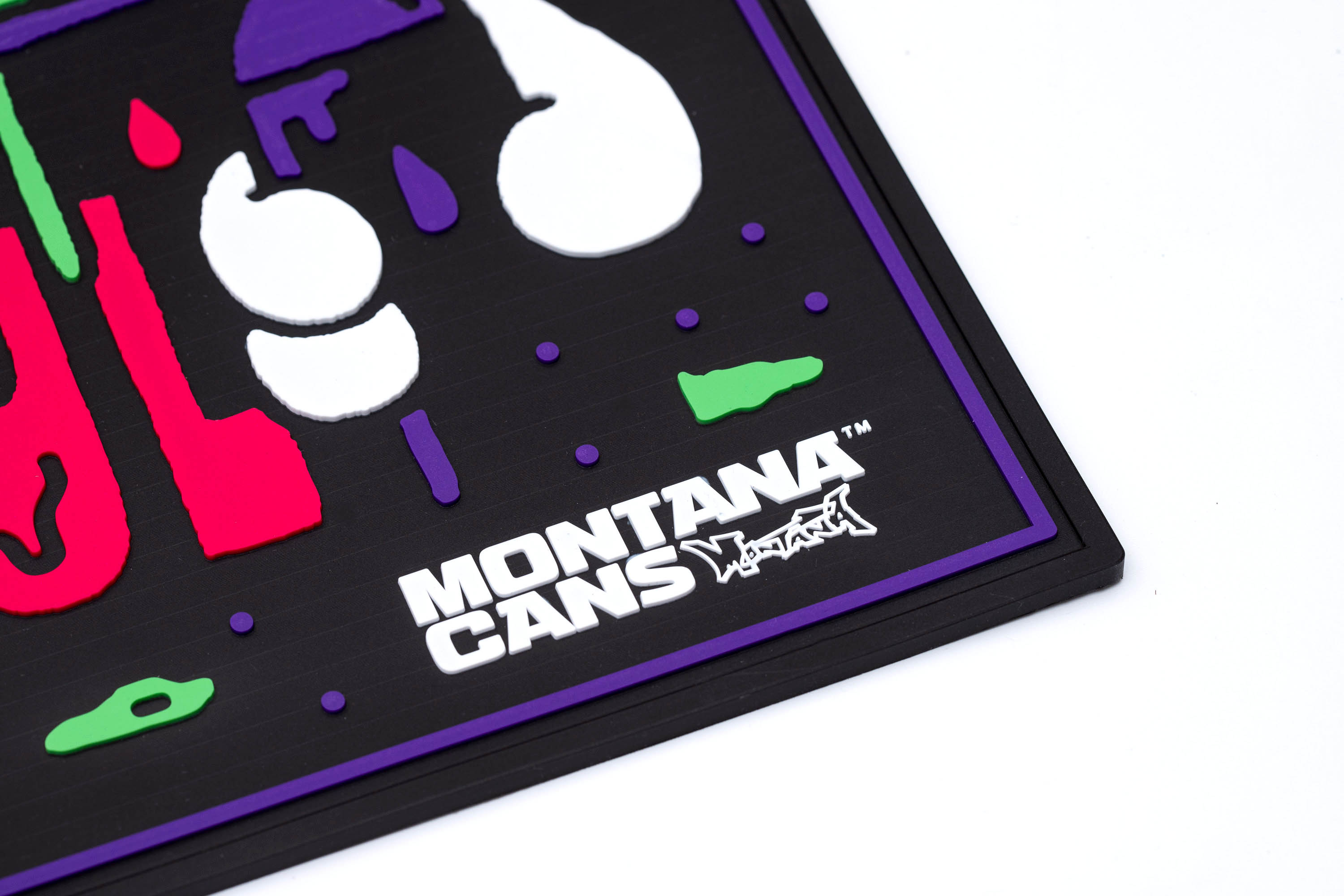 Montana DOORMAT (Fußmatte) - "ALL COLORS ARE BEAUTIFUL" von Max Solca